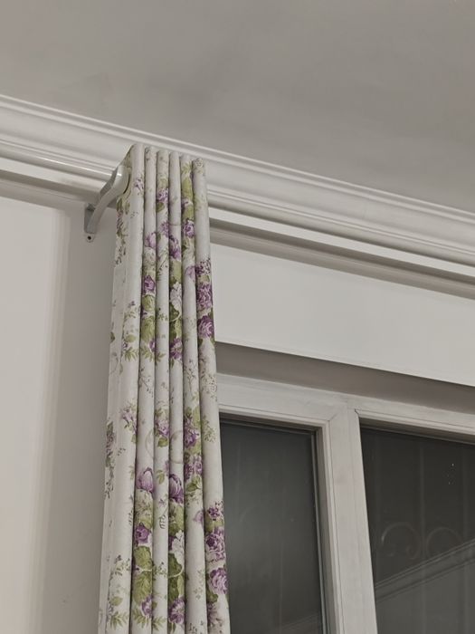 Карнизы белые двойной идеальное