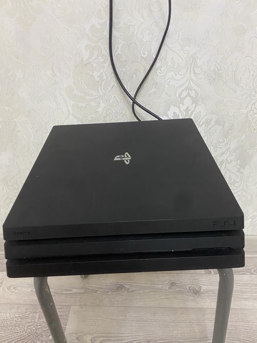 Playstation 4 pro 1tb