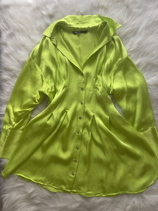 Rochita eveniment din satin Zara