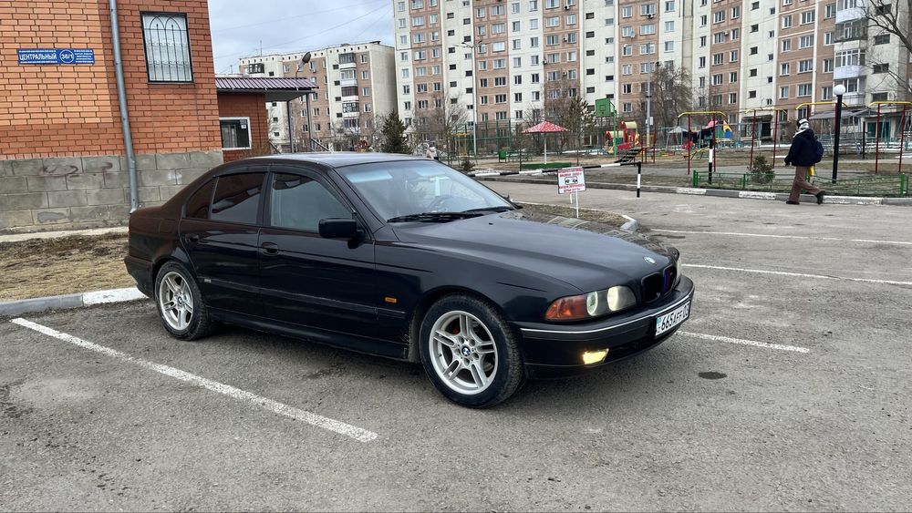 Продам BMW 525i…….