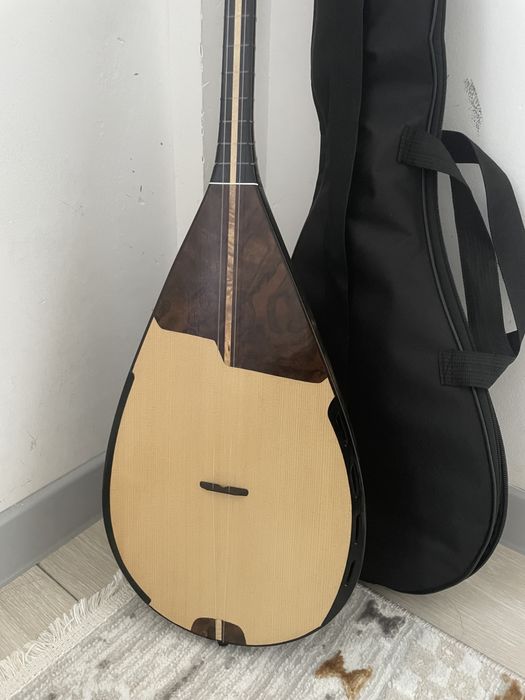 Касыби домбыра сатылады.