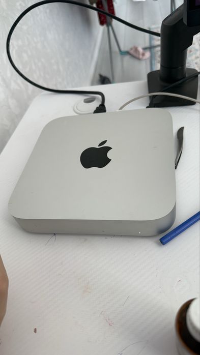 Mac mini 8/256 8 ядерная m2