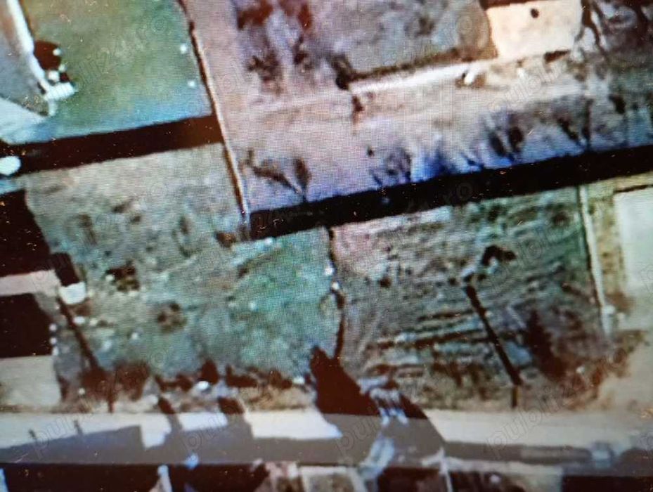 Vând teren intravilan Pielesti