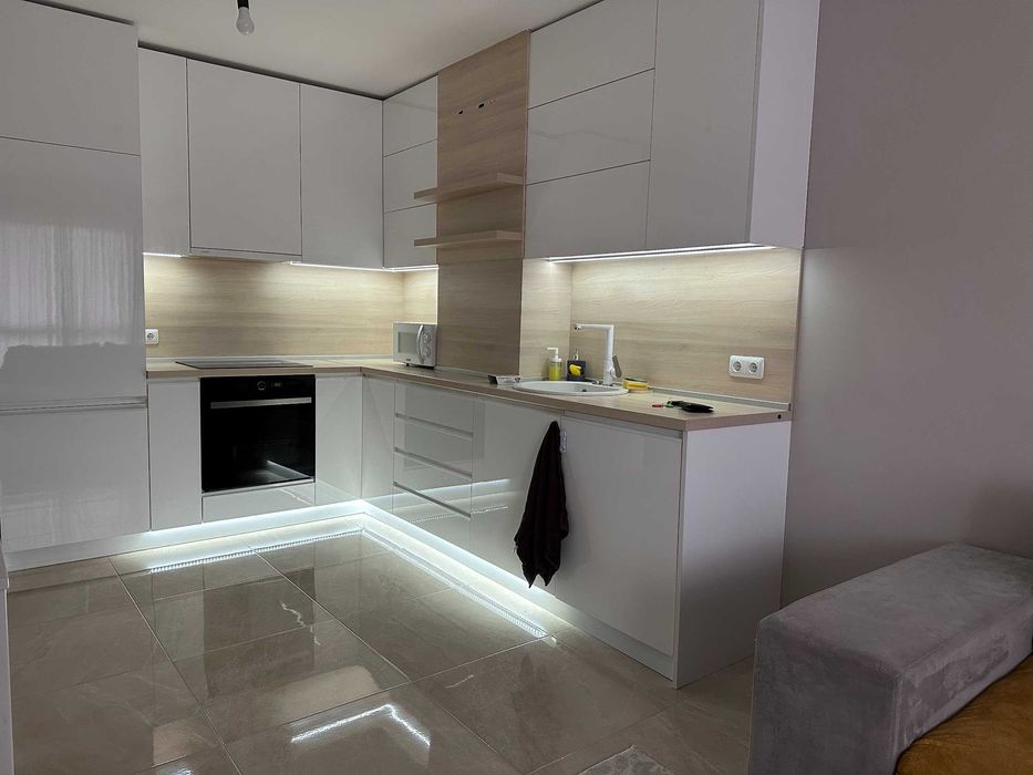 Продава се Двустаен апартамент в Пловдив, Беломорски - 65 кв.м за 1098 €/кв.м - Снимка #12