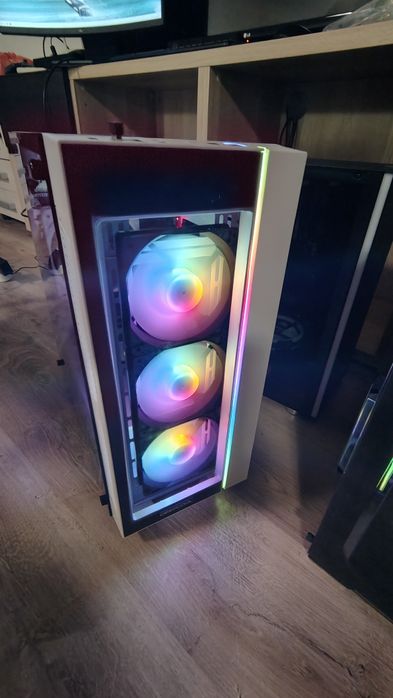 Vand calculator gaming i9, gtx1080ti, 16gb ram, 512gb stocare