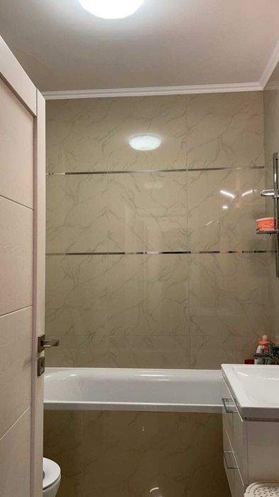 Vand apartament 2 camere, zona Nufărul