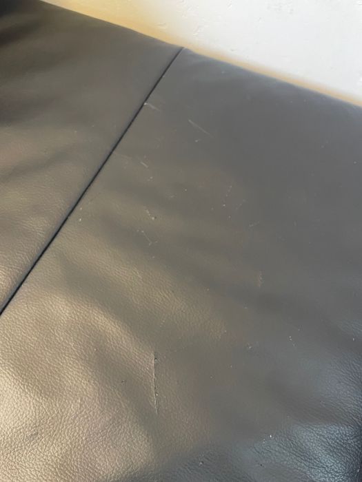 Кожен диван*сБЕЗПЛАТНА ДОСТАВКА*за цялата страна-естествена кожа диван