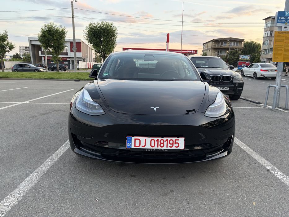 Tesla Model 3 RWD Enhanced Autopilot