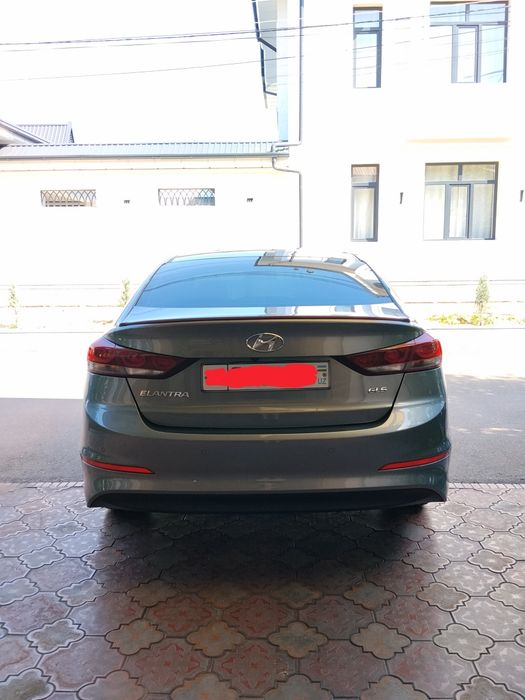 Hyundai Elantra GLS