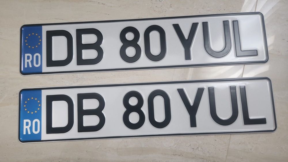 Plăcuțe auto  ornamental