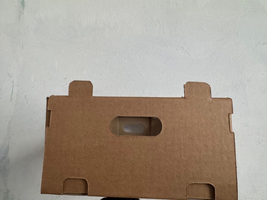 Робот коробка для яблоко. Тургень