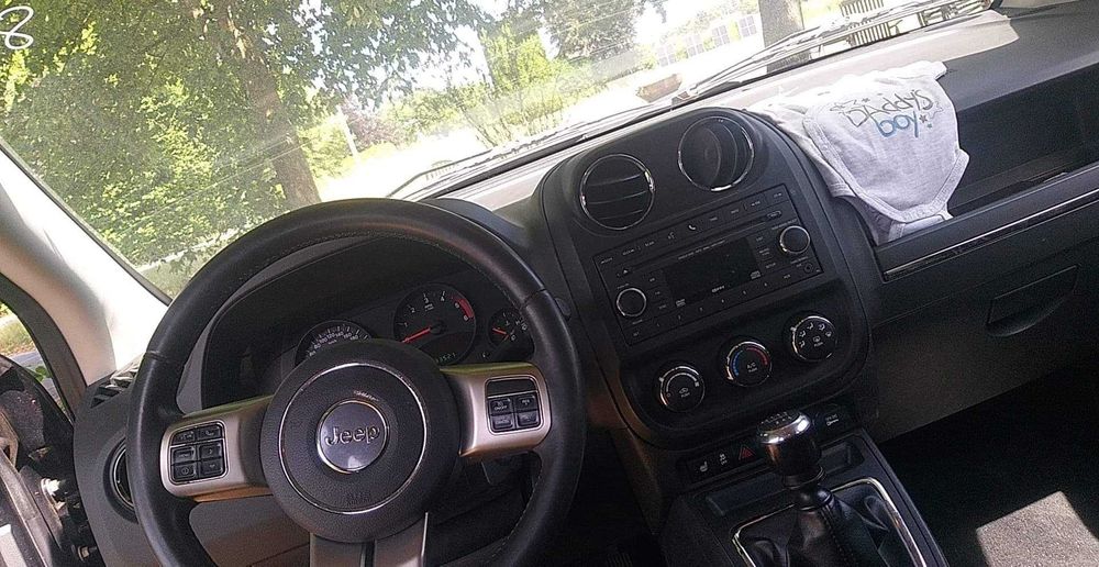 Jeep Compass 2.2 CRD 2011 | 4x4 cuplabil |