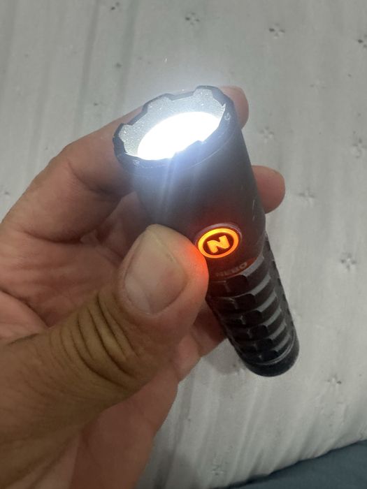 Lanterna  Nebo  cu acumulator