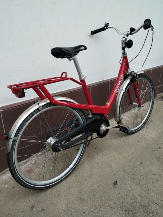 Bicicleta De Damă Avenue Din Aluminiu Foarte Usoară, Roți Pe 26, 7 Viteze in Butuc Sachs , Nouă