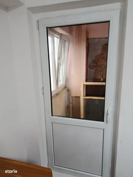Particular Vand Apartament 1 camera in Bloc Salcia 1, Mazepa, Galati