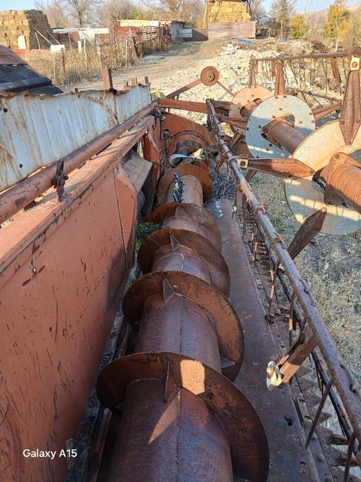 Комбайн Енисей .