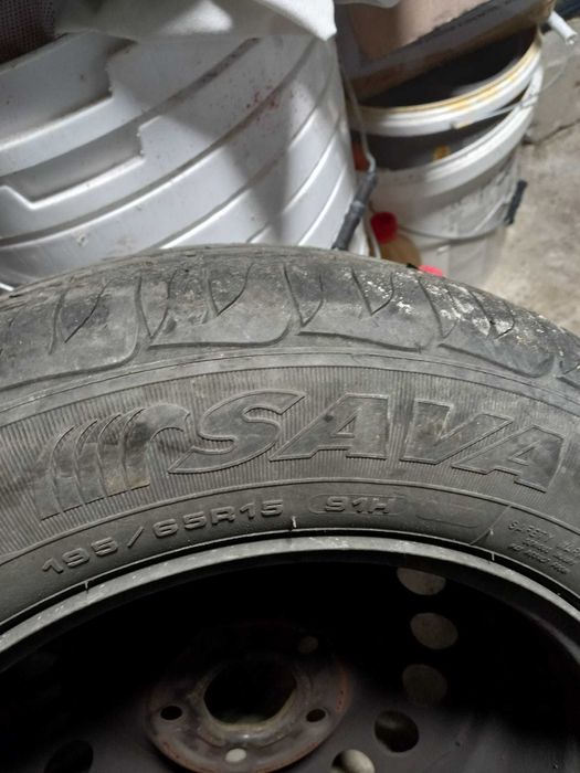 Set 4  anvelope si jante tabla