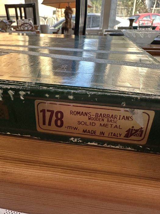 Италиански колекционерски шах “Romans vs Barbarians” №178