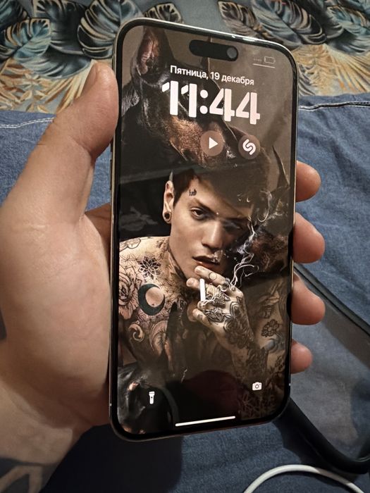 Продам iphone 14 pro max 1tb