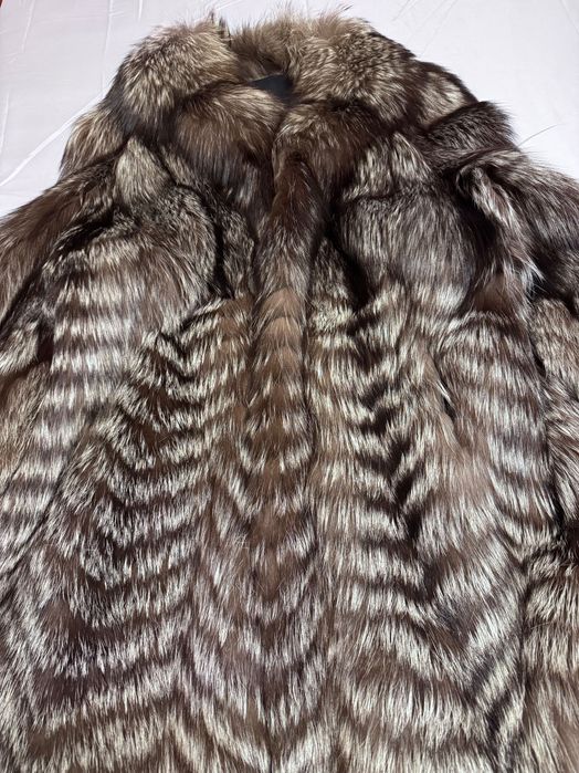 Кожено палто от естествена кожа - сребърна лисица