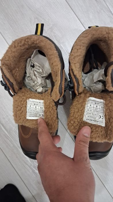 Спецботинка земные