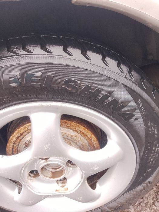 Vand urgent roti cauciucuri cu tot cu jante