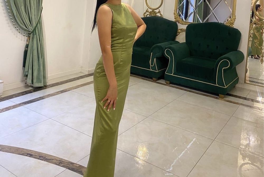 Платье оливкового цвета