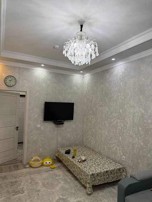 Сотилади 3 хонали янги Дархон.