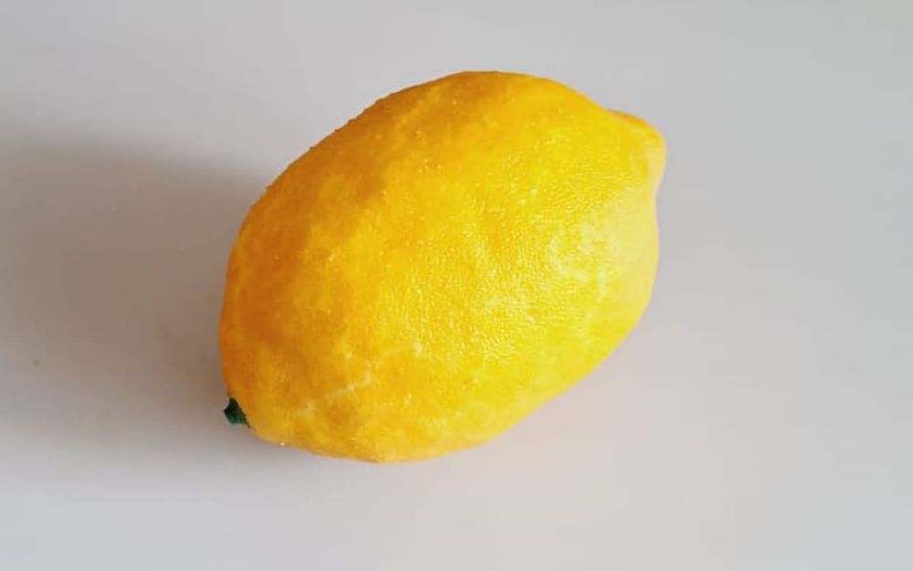 Фрукты  искусственные