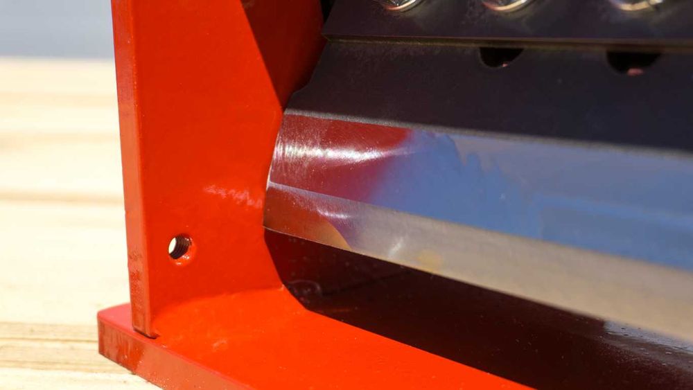 Sistem de taiere construire tocator crengi