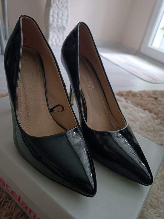 Обувки за по 20лв