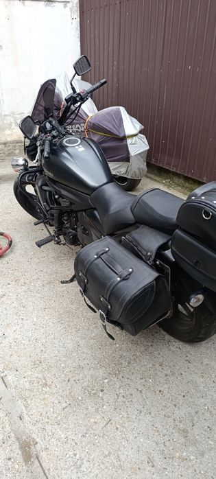 Kawasaki Vulcan S, schimb cu can-am sau auto.