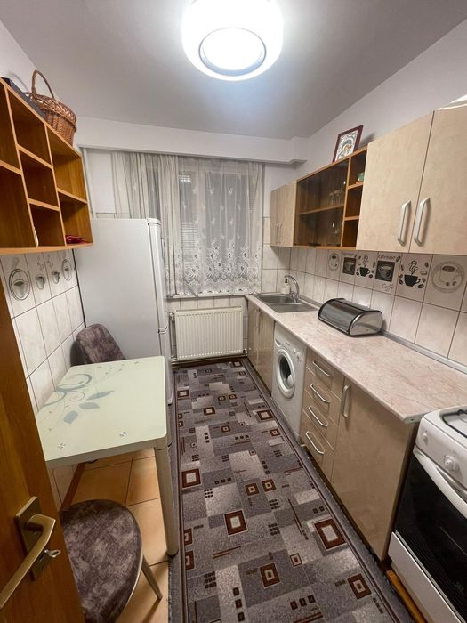 Apartament ultracentral de închiriat