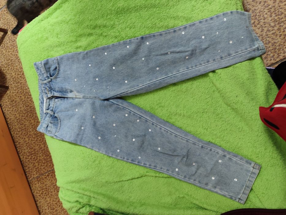 Джинсы размеры 27-28