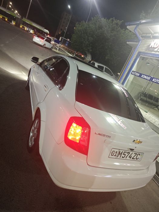 Chevrolet Lacetti / Gentra 2010 — 2