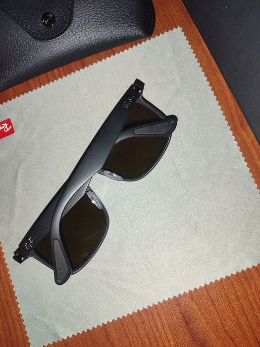 Тъмни очила Ray Ban chromance