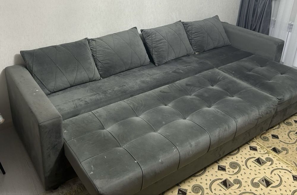 Срочно продаю диван