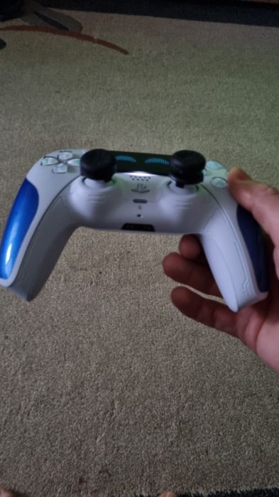 Vand controller PS5 Astro bot