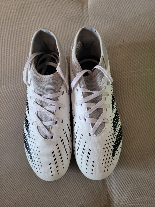 Детски футболни обувки