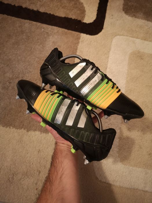 Vând ghete de fotbal profesionale Adidas Nitrocharge 1.0
Ghetele sunt