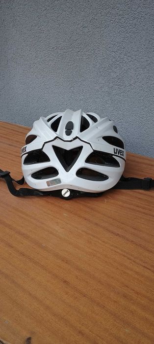 Uvex каска за колездене