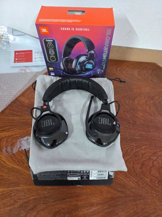JBL Quantum 910 - Casti de gaming wireless over-ear performante