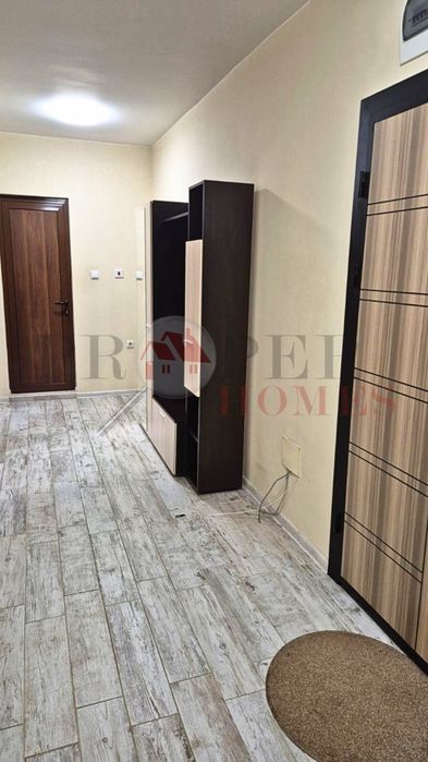 Дава се под наем Тристаен апартамент в Велико Търново, Колю Фичето - 110 кв.м за 357 € - Снимка #2