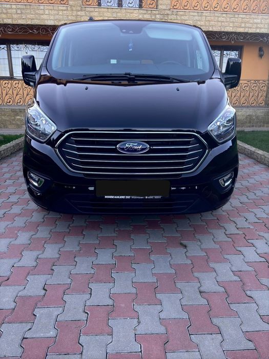 FORD Tourneo