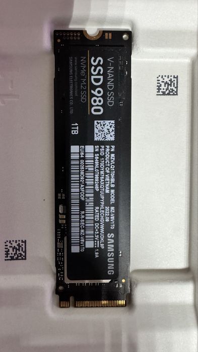 Продам жесткий диск SSD 1TB