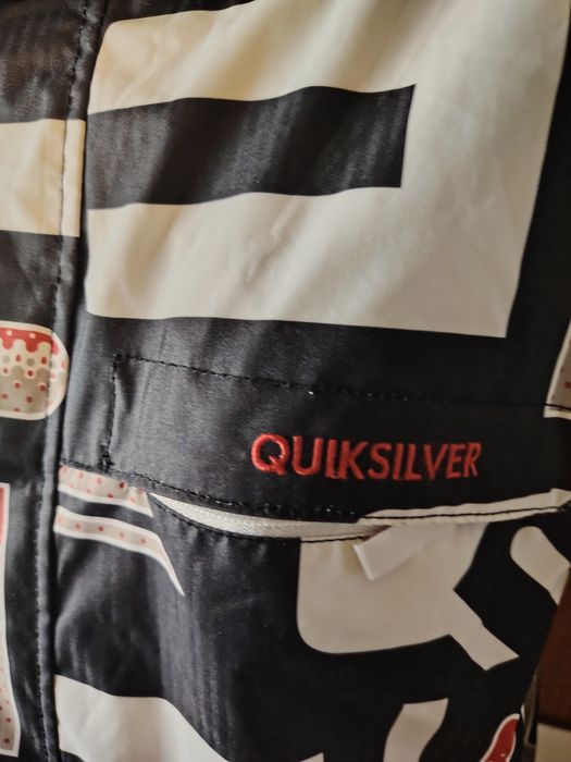 Quiksilver Quik silver  ски сноуборд яке. Перфектно състояние