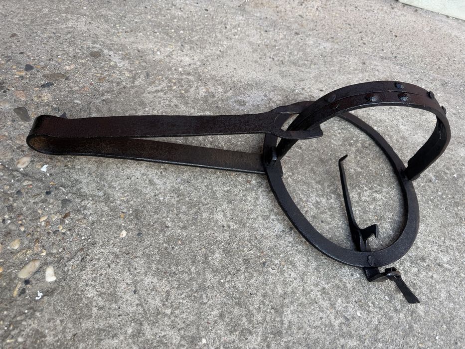 Capcana,capcane ,cluxa  din otel,dimensiuni mari,diametru 50 cm