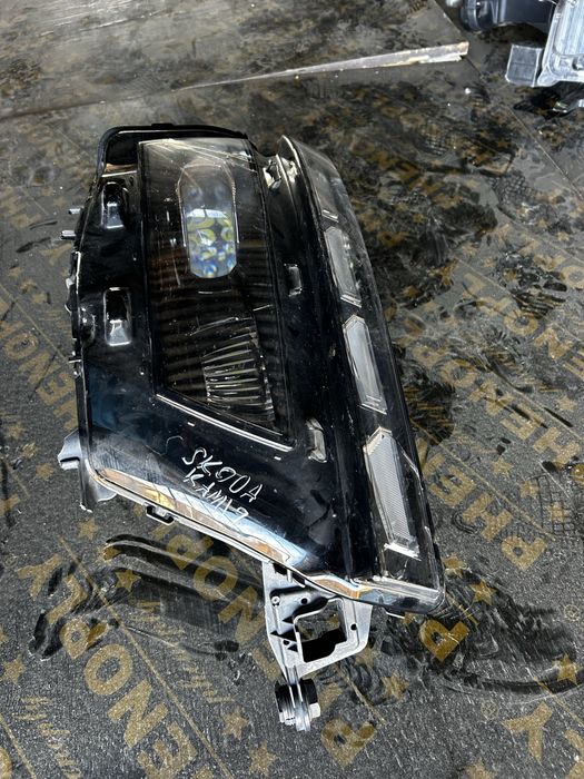 Фар за Skoda Kamiq