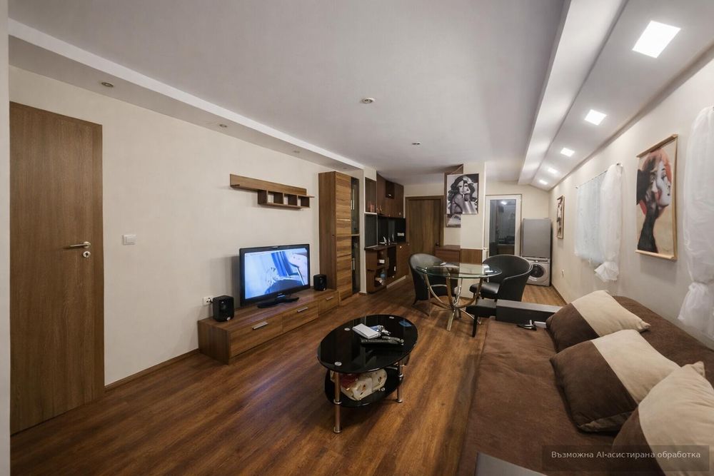 Двустаен апартамент в ж.к. Банишора.