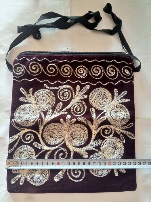 Milliy Popov sumkachasi sotiladi